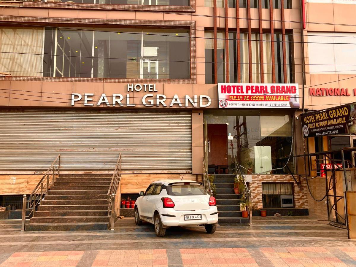 The Pearl Grand, Top Rated & Most Awarded Property In Chandigarh Hotel Zirakpur Екстериор снимка