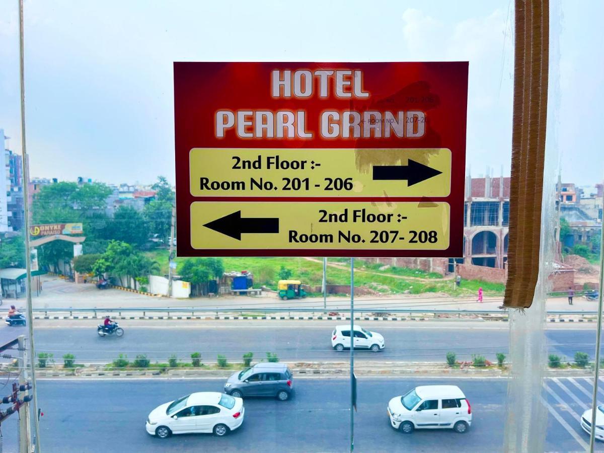 The Pearl Grand, Top Rated & Most Awarded Property In Chandigarh Hotel Zirakpur Екстериор снимка